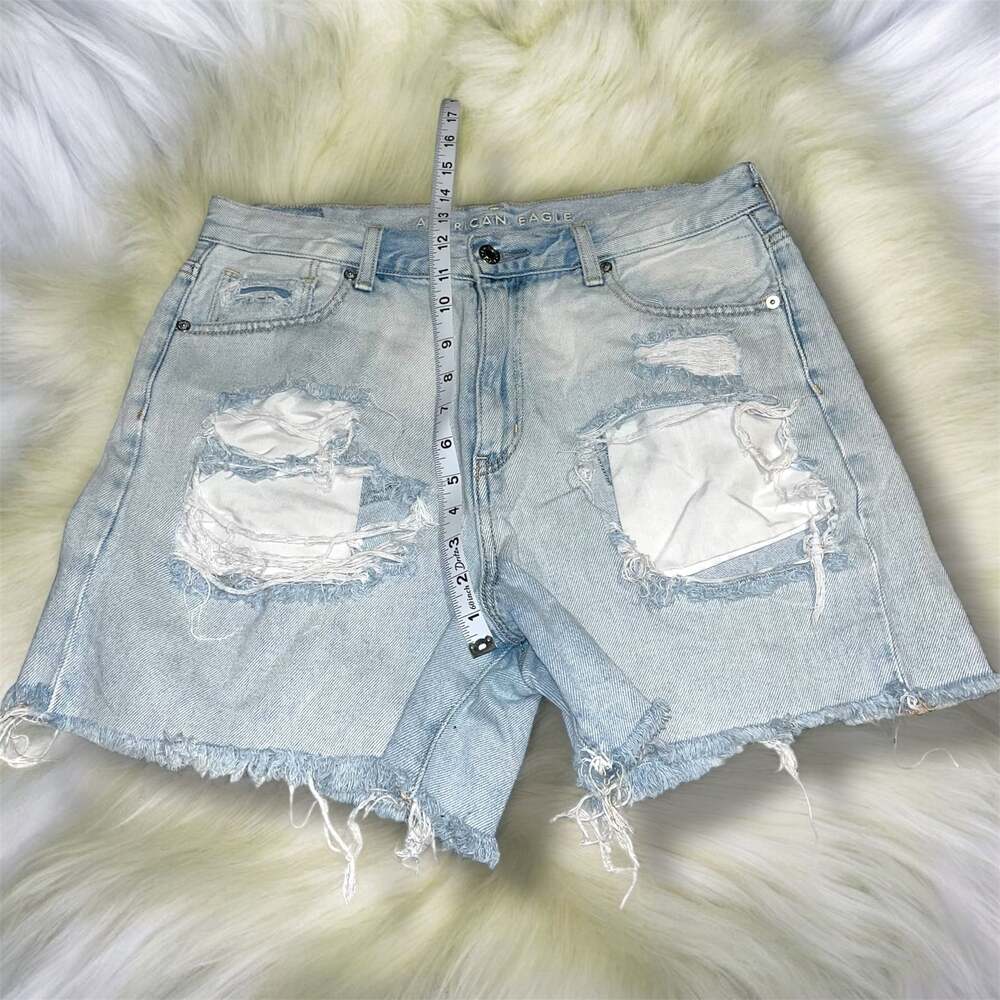 American Eagle Mom Short Distressed Light Blue Denim Shorts size 10